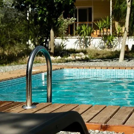 Hotel Bhavana Gokova