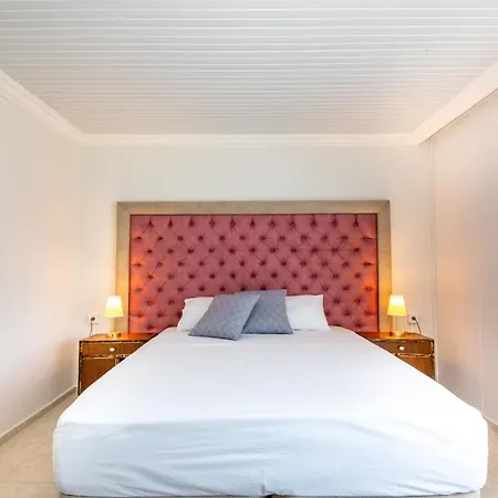 Hotel Bhavana Gokova