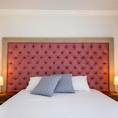 Hotel Bhavana Gokova